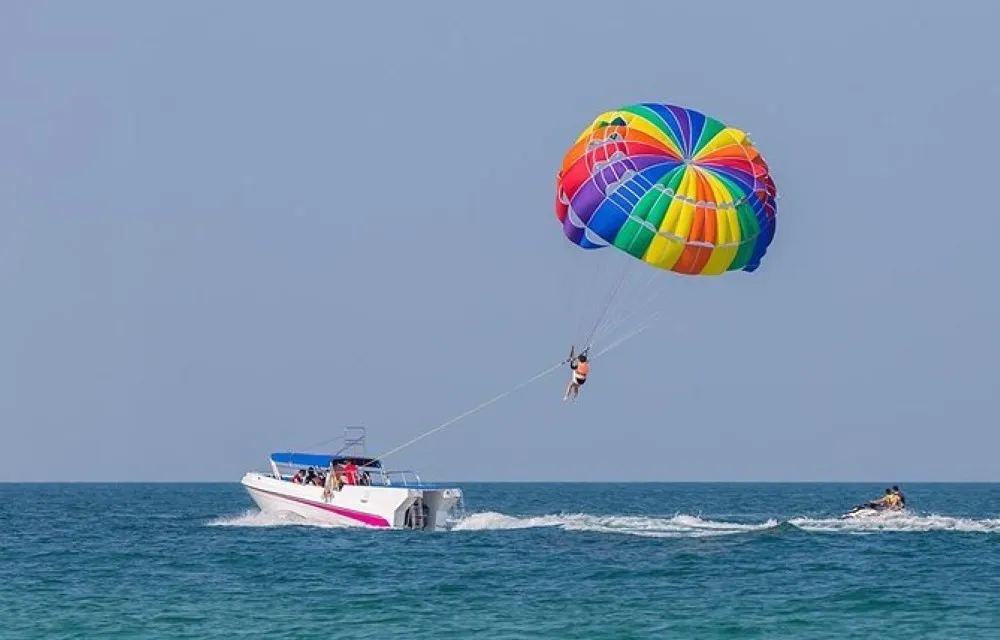 All Seasons Guest House at Watersports activities